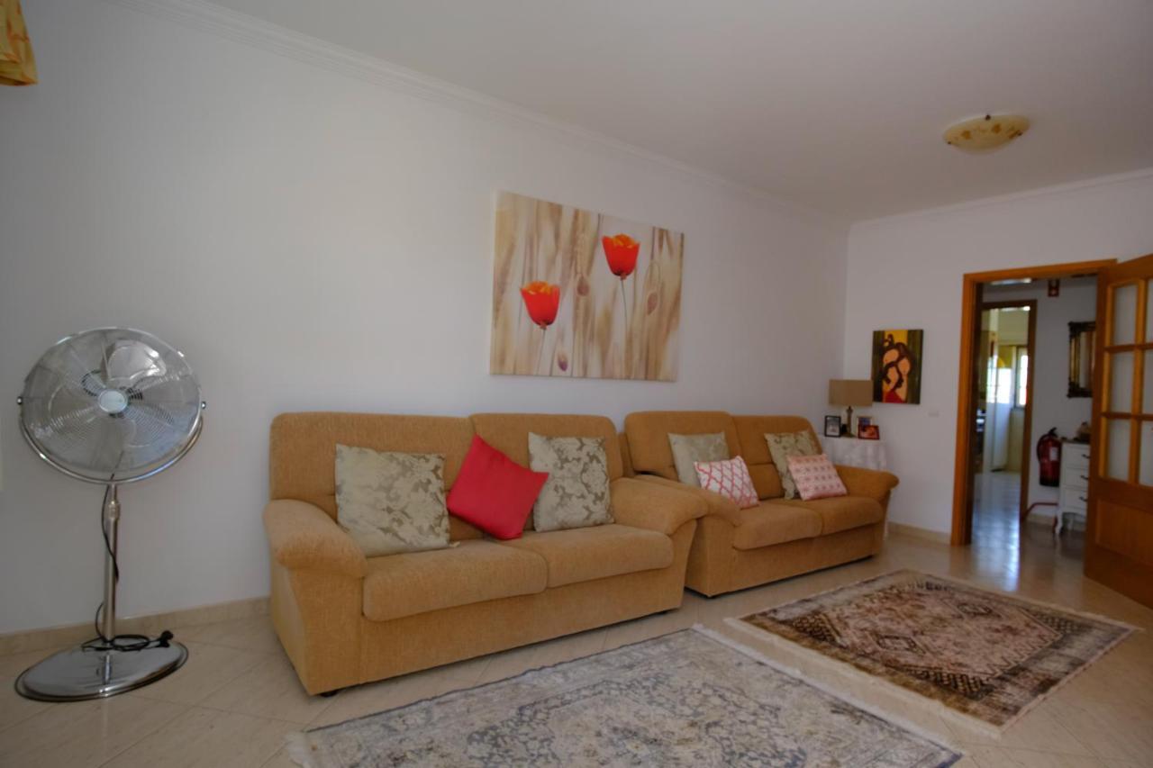 Apartamento T2 Em Condominio Fechado. Албуфейра Экстерьер фото