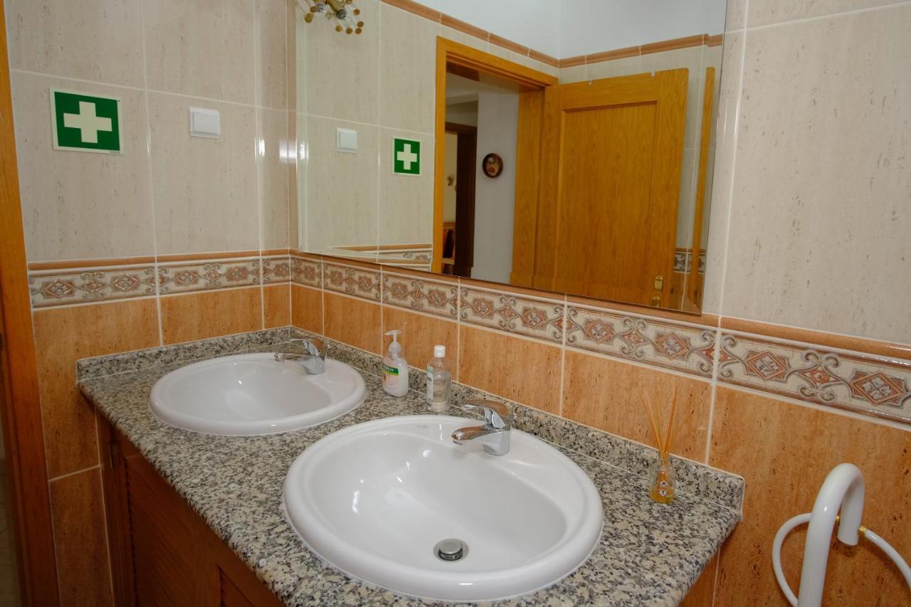 Apartamento T2 Em Condominio Fechado. Албуфейра Экстерьер фото